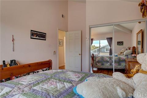 12 Lexington, Irvine, CA 92620 photo 31