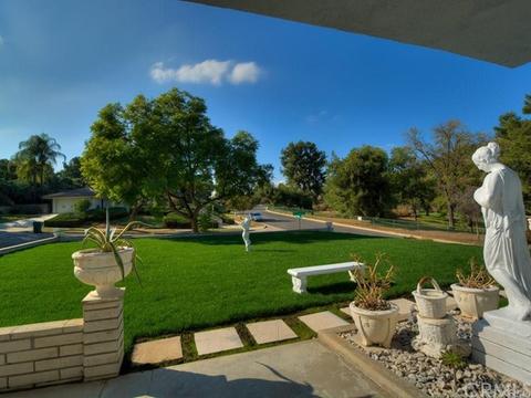 5500 Inner Circle Dr, Riverside, CA 92506 photo 1