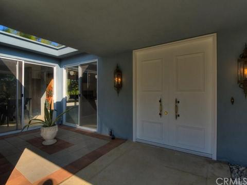 5500 Inner Circle Dr, Riverside, CA 92506 photo 4