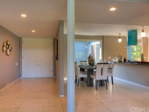 5500 Inner Circle Dr, Riverside, CA 92506 photo 2