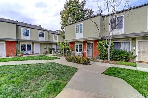 113 Georgetown Ln, Costa Mesa, CA 92626 photo 3