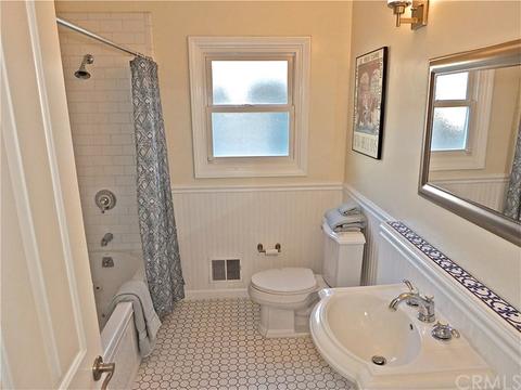 1042 E Andrews Dr, Long Beach, CA 90807 photo 17