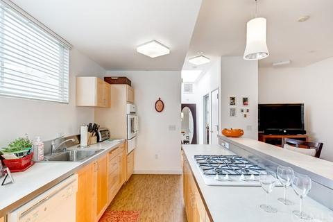 310 E 19th St #3, Long Beach, CA 90806 photo 14