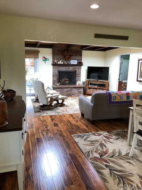 3203 Hackett Ave, Long Beach, CA 90808 photo 4
