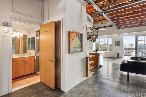 1100 E 3rd St #202, Long Beach, CA 90802 photo 7