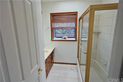 5251 E 25th St, Long Beach, CA 90815 photo 16