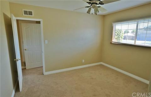 5251 E 25th St, Long Beach, CA 90815 photo 17