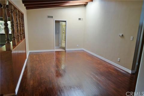 5251 E 25th St, Long Beach, CA 90815 photo 7