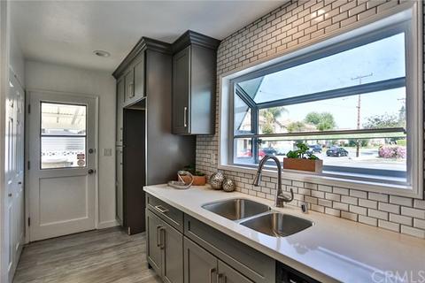 11241 Pine St, Los Alamitos, CA 90720 photo 46