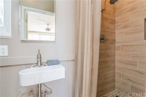 985 E Poppyfields, Altadena, CA 91001 photo 21
