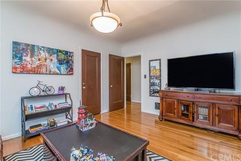 985 E Poppyfields, Altadena, CA 91001 photo 14