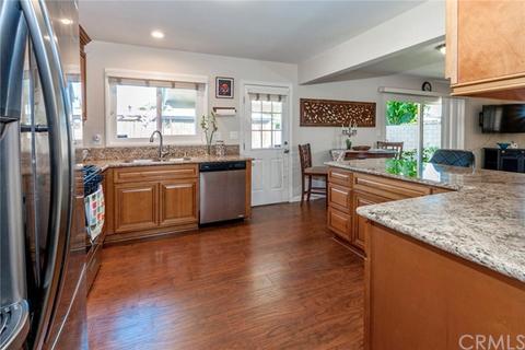 1317 W Baker Ave, Fullerton, CA 92833 photo 5