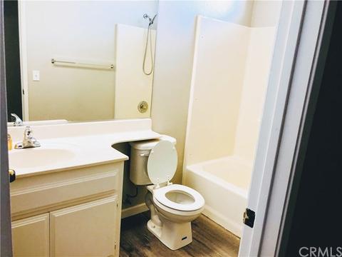 18032 Hackberry St, Hesperia, CA 92345 photo 8
