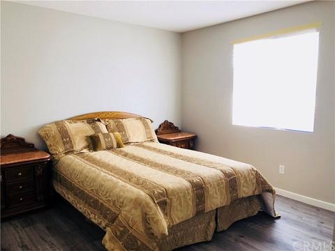 18032 Hackberry St, Hesperia, CA 92345 photo 6