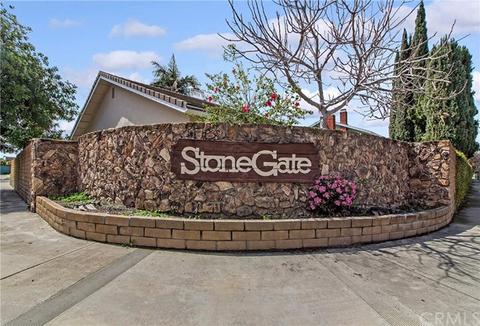 230 Koch Ave, Placentia, CA 92870 photo 2