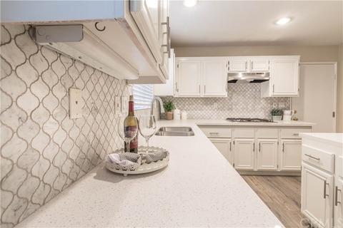 19038 Clover Ct, Riverside, CA 92508 photo 4