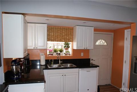 1206 E Leigh Ct, Long Beach, CA 90806 photo 16
