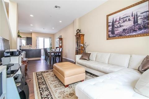 709 Metropolitan Dr, Brea, CA 92821 photo 2
