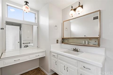 1005 E Buckeyewood Ave, Orange, CA 92865 photo 9