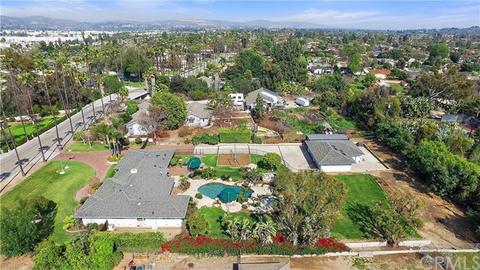 310 E Las Palmas Dr, Fullerton, CA 92835 photo 3
