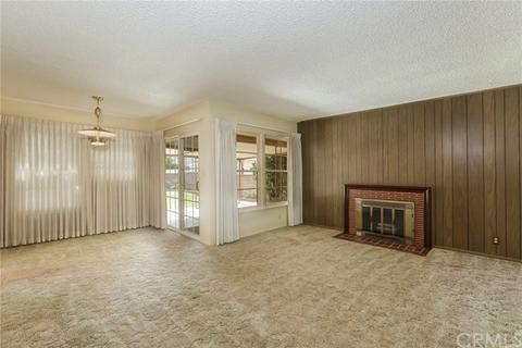 7624 Cleargrove Dr, Downey, CA 90240 photo 2