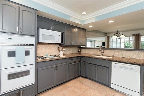 206 Capistrano Cir, Fullerton, CA 92835 photo 16