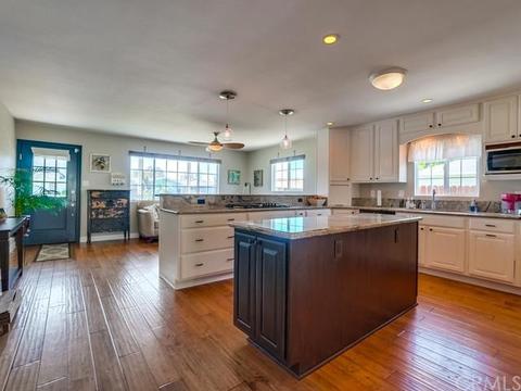 6431 E Fairbrook St, Long Beach, CA 90815 photo 8