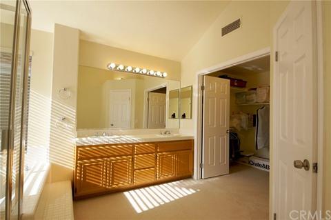 9907 Ravari Dr, Cypress, CA 90630 photo 20