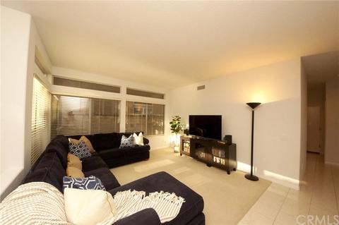 9907 Ravari Dr, Cypress, CA 90630 photo 10