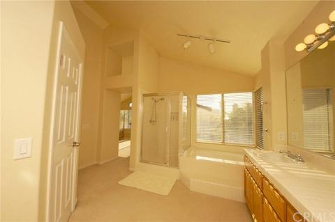 9907 Ravari Dr, Cypress, CA 90630 photo 21