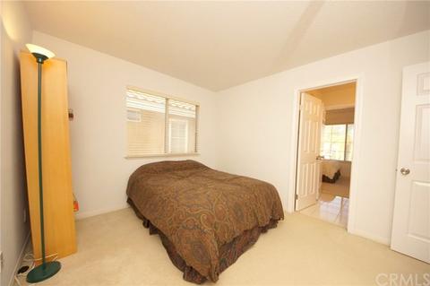 9907 Ravari Dr, Cypress, CA 90630 photo 22