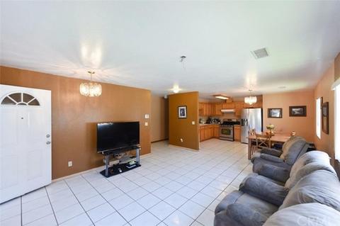 6654 San Mateo St, Paramount, CA 90723 photo 8