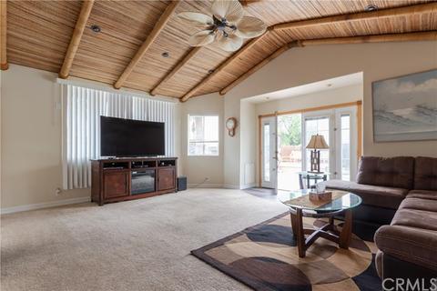 7261 Grandoaks Dr, Stanton, CA 90680 photo 6