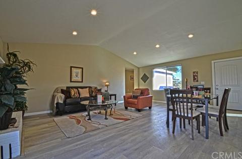 1380 E 8th St, Beaumont, CA 92223 photo 8