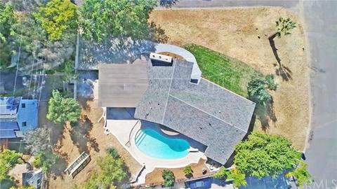 20150 W Point Dr, Riverside, CA 92507 photo 2