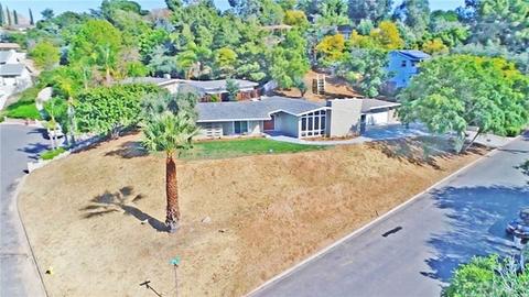 20150 W Point Dr, Riverside, CA 92507 photo 3