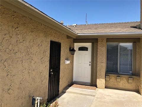 6183 Tonga Cir, Cypress, CA 90630 photo 2