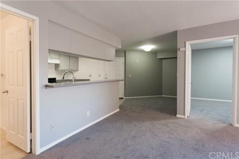 327 Chestnut Ave #105, Long Beach, CA 90802 photo 12