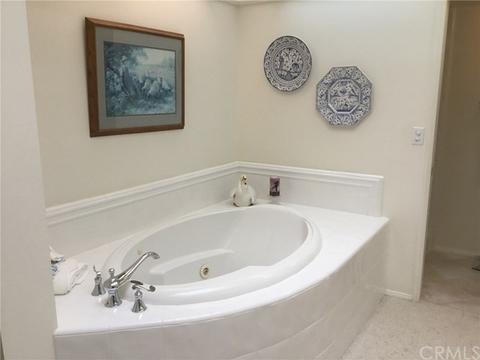 5626 E Crest De Ville Ave, Orange, CA 92867 photo 8