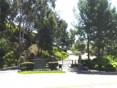 5626 E Crest De Ville Ave, Orange, CA 92867 photo 5