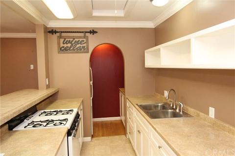 1015 E Ocean Blvd #9, Long Beach, CA 90802 photo 3