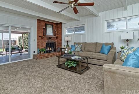624 E Ash St, Brea, CA 92821 photo 2