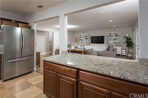 6426 E Los Arcos St, Long Beach, CA 90815 photo 15