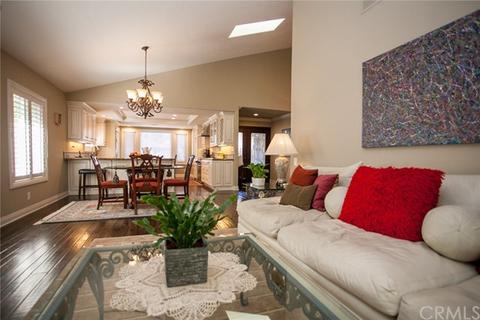 6542 Kings Crown Rd, Orange, CA 92869 photo 9