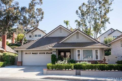6542 Kings Crown Rd, Orange, CA 92869 photo 2