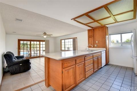 5737 Pine Ct, Cypress, CA 90630 photo 3