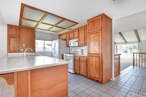 5737 Pine Ct, Cypress, CA 90630 photo 9