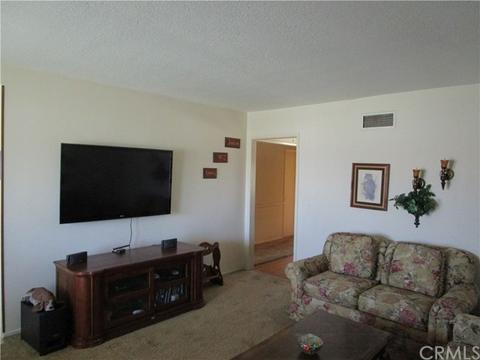 7510 Syracuse Ave, Stanton, CA 90680 photo 3