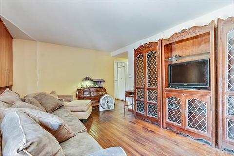 706 E Berkeley St, Santa Ana, CA 92707 photo 3