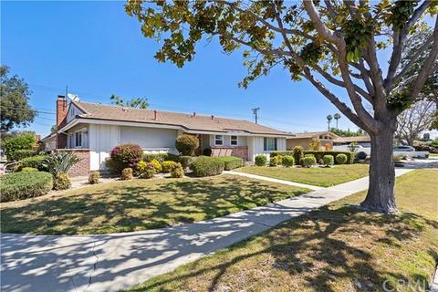 1353 W Roberta Ave, Fullerton, CA 92833 photo 1